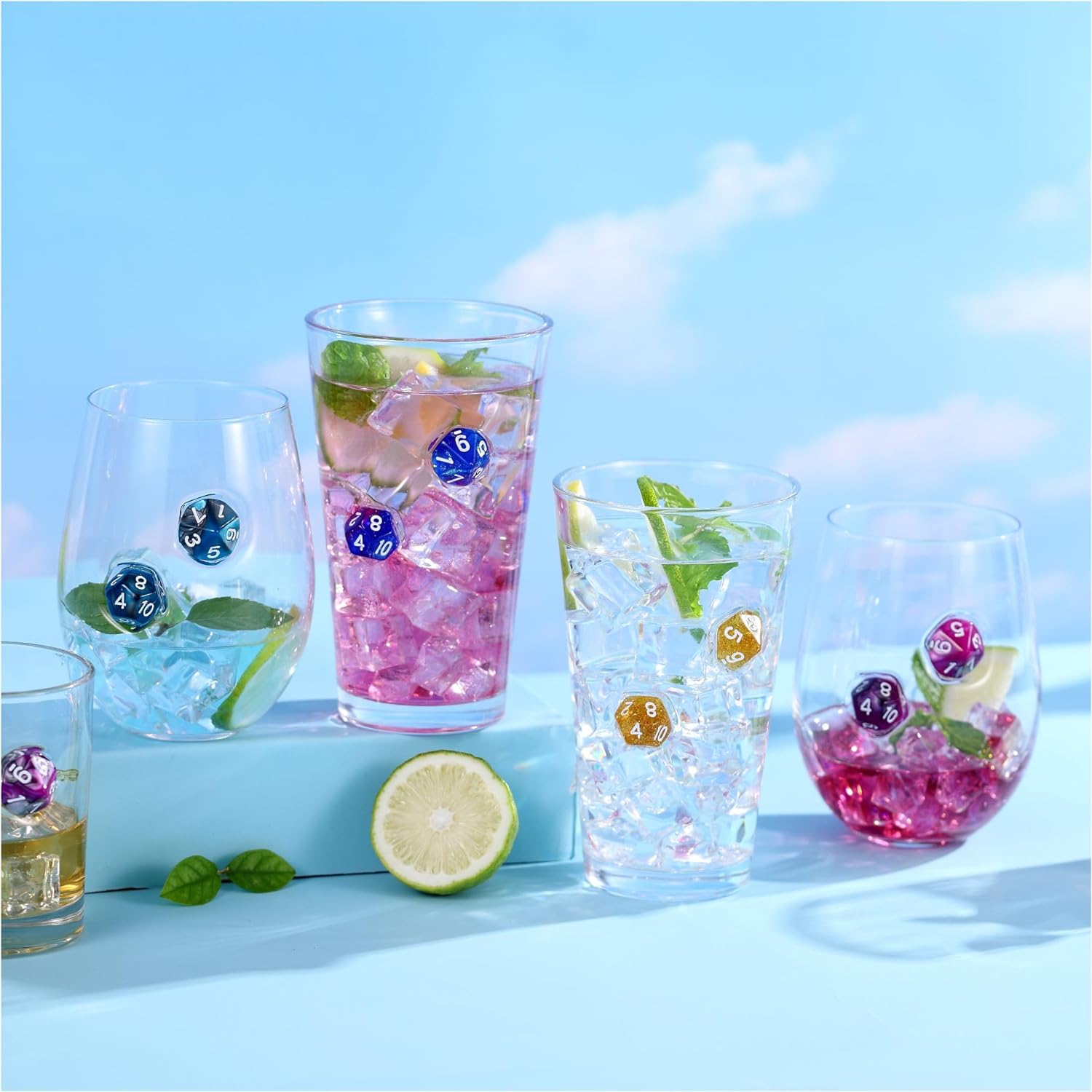 LIIGEMI Set of 2,Drinking Glasses with DND Dice Embedded,Handmade Beer Glasses, 16 oz Highball Glass Drinking Glasses,Gift for D&D or RPG Player(Blue)